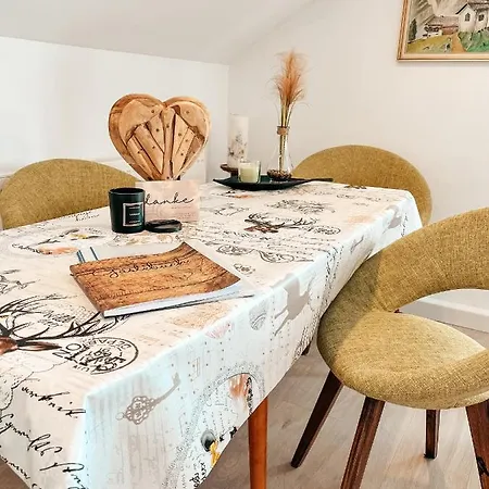 Apartment Viechtach شقة